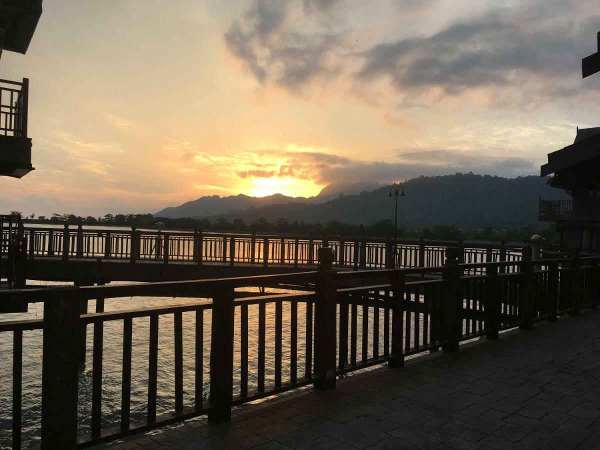 Langkawi Lagoon Resort Water Chalet Pantai Cenang  Bagian luar foto